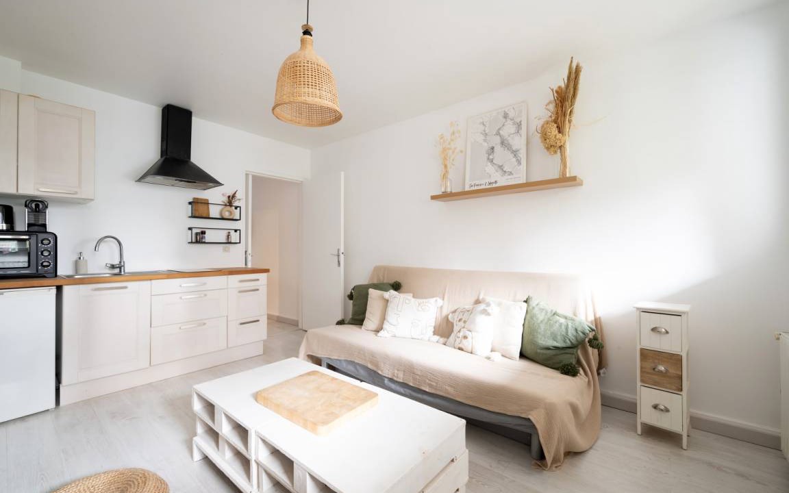 Puteaux Apartment | 32 m² Apartment ∙ 1 bedroom ∙ 2 guests