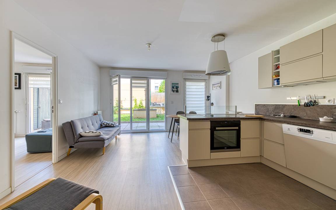 Epinay-sur-Seine Apartment | 66 m² Apartment ∙ 2 bedrooms ∙ 4 guests