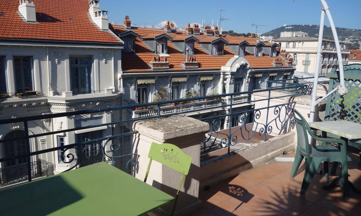 Jean-Medecin Hotel | H33 Hôtel