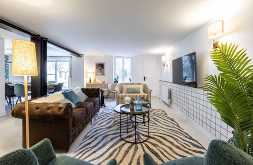 Faubourg de l'Arche Resort | 270 m² Private room ∙ 1 bedroom ∙ 1 guest