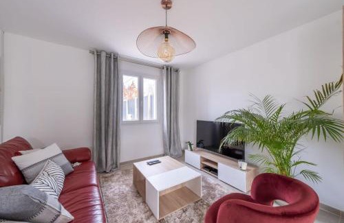 Dammartin-sur-Tigeaux Apartment | D1 Maison de Charme proche Disney Val d'Europe