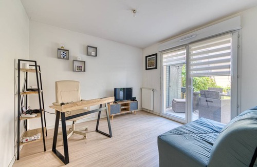 Epinay-sur-Seine Apartment | 66 m² Apartment ∙ 2 bedrooms ∙ 4 guests