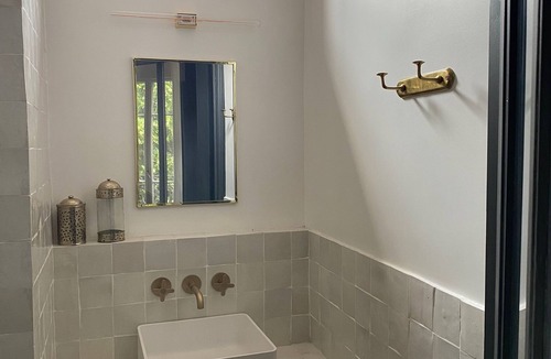 La Garenne-Colombes House | Belle et Lumineuse Maison de Ville à 8 Minutes de Paris