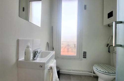 Villejuif Apartment | L'Oasis - Charmant appartement Métro Porte d'Italie