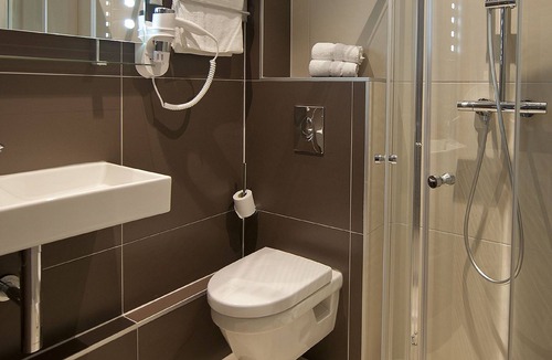 Strasbourg Hotel | Le Grillon