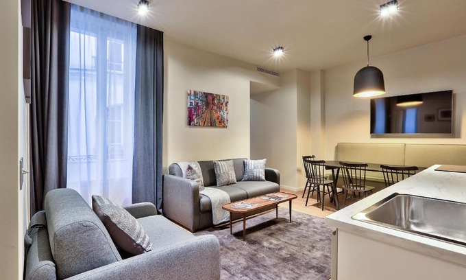 Quartier de la Monnaie Apartment | 139 - Urban Pretty Duplex in Saint-Germain