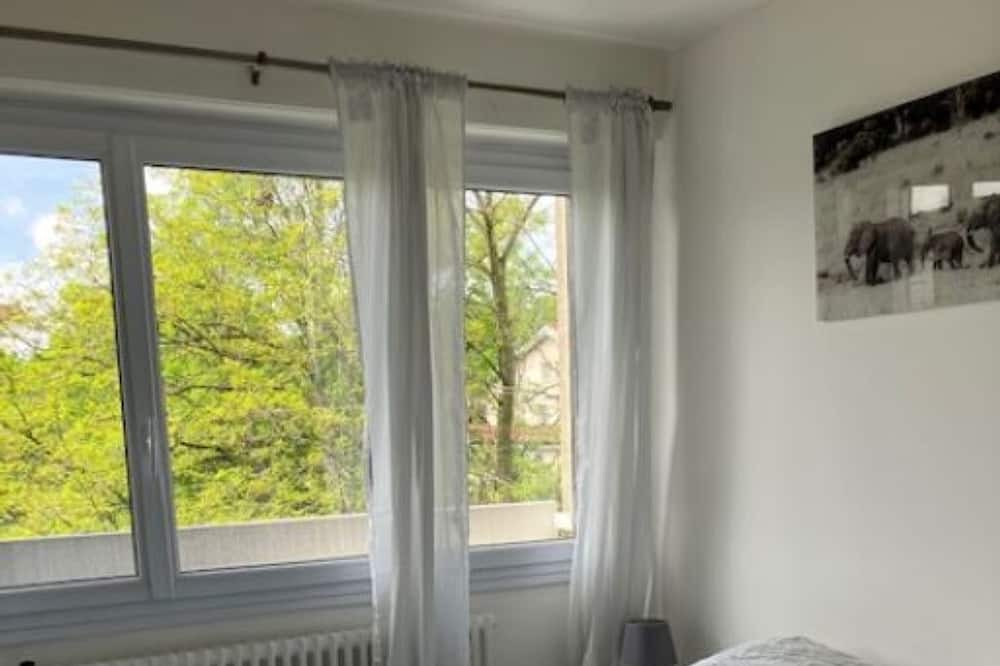 Photo of Bedroom in Sevres