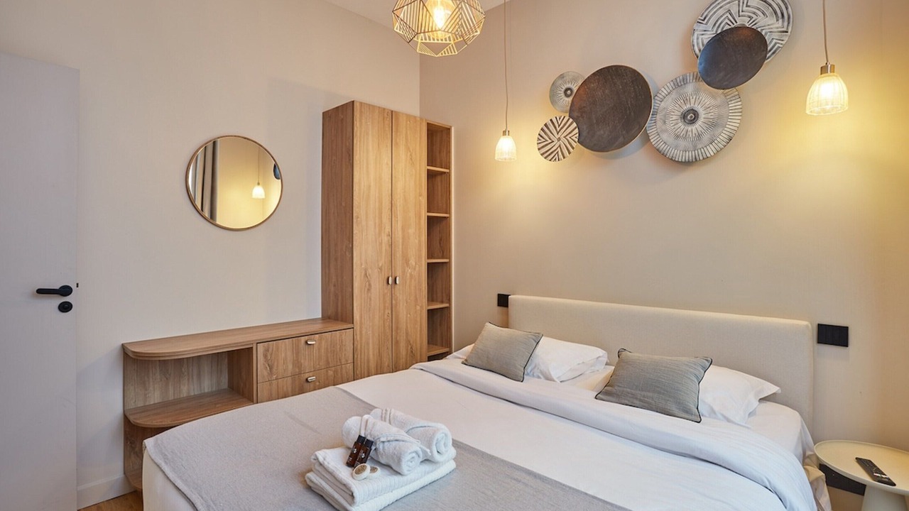 Photo of Others in Porte-Saint-Martin