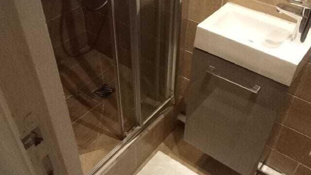 Photo of Bathroom in Batignolles