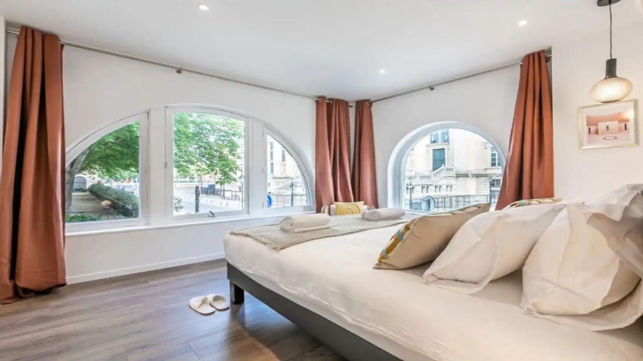 Photo of Bedroom in Paris City Center
