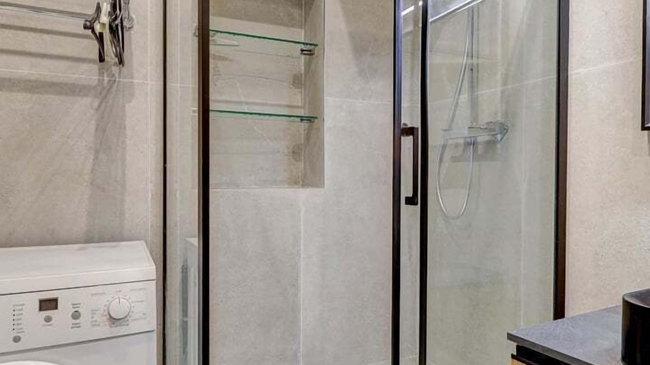 Photo of Bathroom in Porte-Saint-Martin
